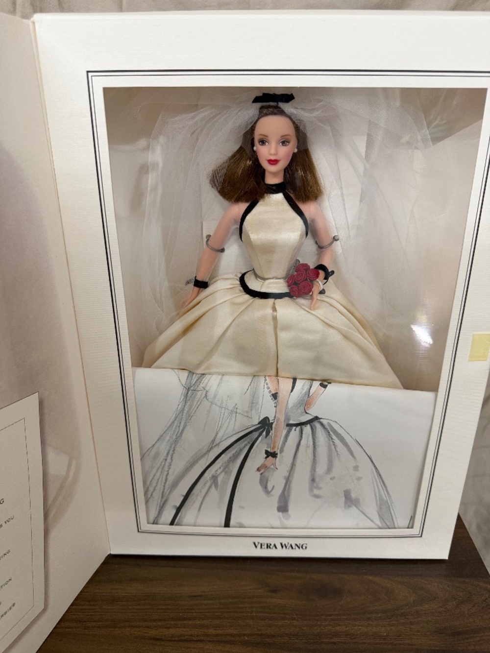 Vintage Vera Wang Barbie – Limited Edition (1997) – New in Box